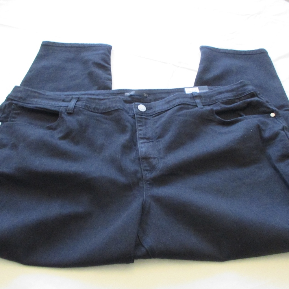 NWT - VERA WANG black Skinny jeans - sz 24WS - $56